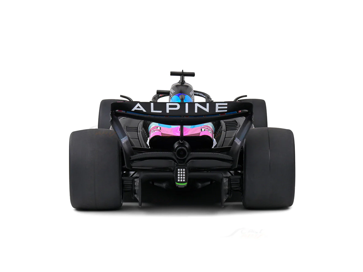 2024 Alpine A524 Presentation 1:18 Solido licensed diecast scale model car collectible - Image 3
