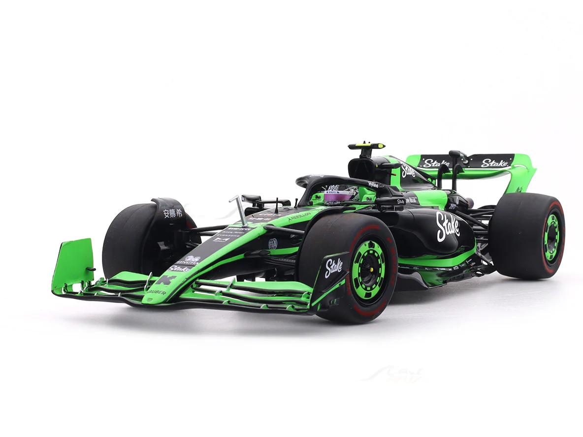 2024 KICK Sauber C44 Bahrain GP Z Guanyu 1:18 Solido licensed diecast scale model car collectible - Image 7