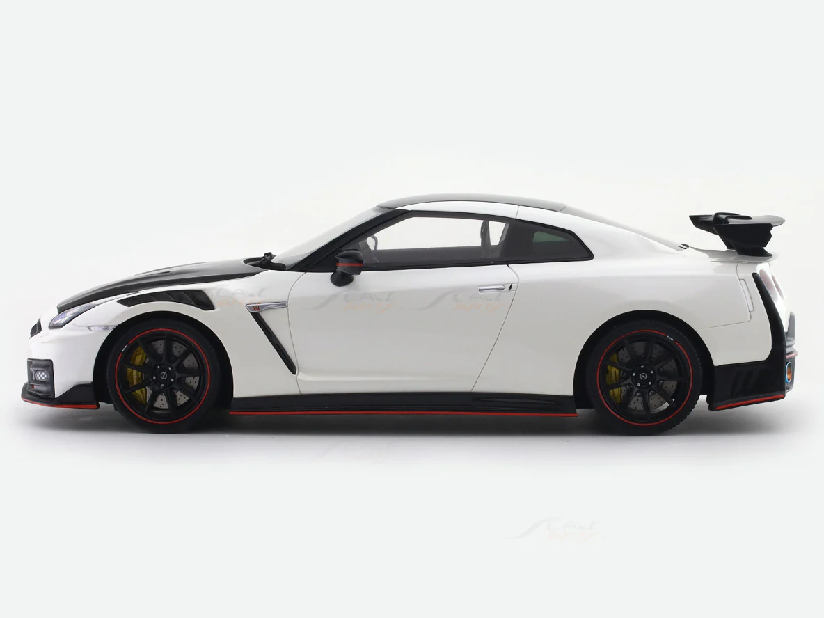 2024 Nissan GT-R NISMO Special Edition 1:18 Kyosho Samurai Premium Licensed Resin Scale Model Car Collectible - Image 2