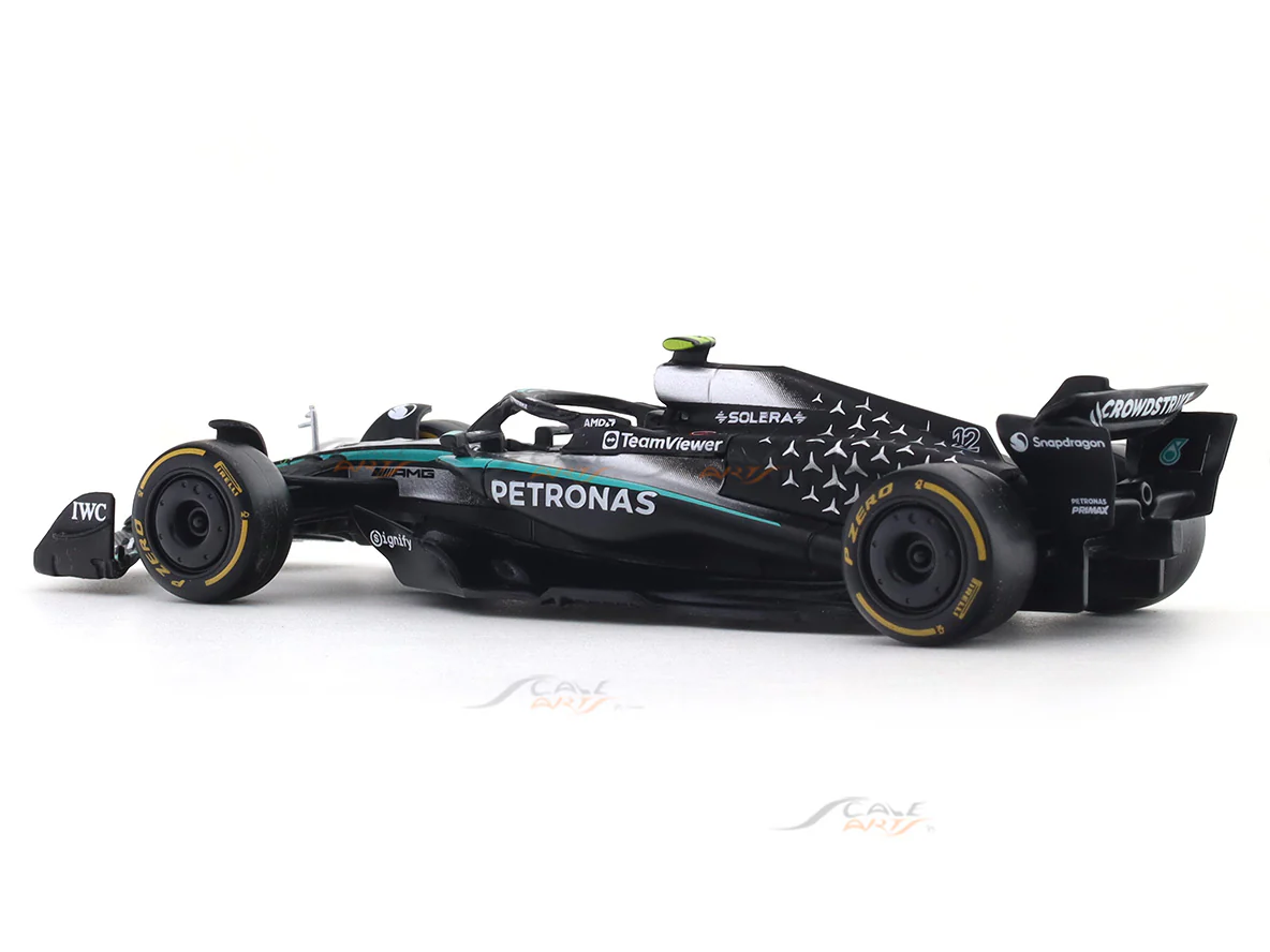 2025 Mercedes-AMG Petronas W16 Kimi Antonelli Australia GP 1:43 Bburago licensed Formula 1 diecast scale model - Image 5