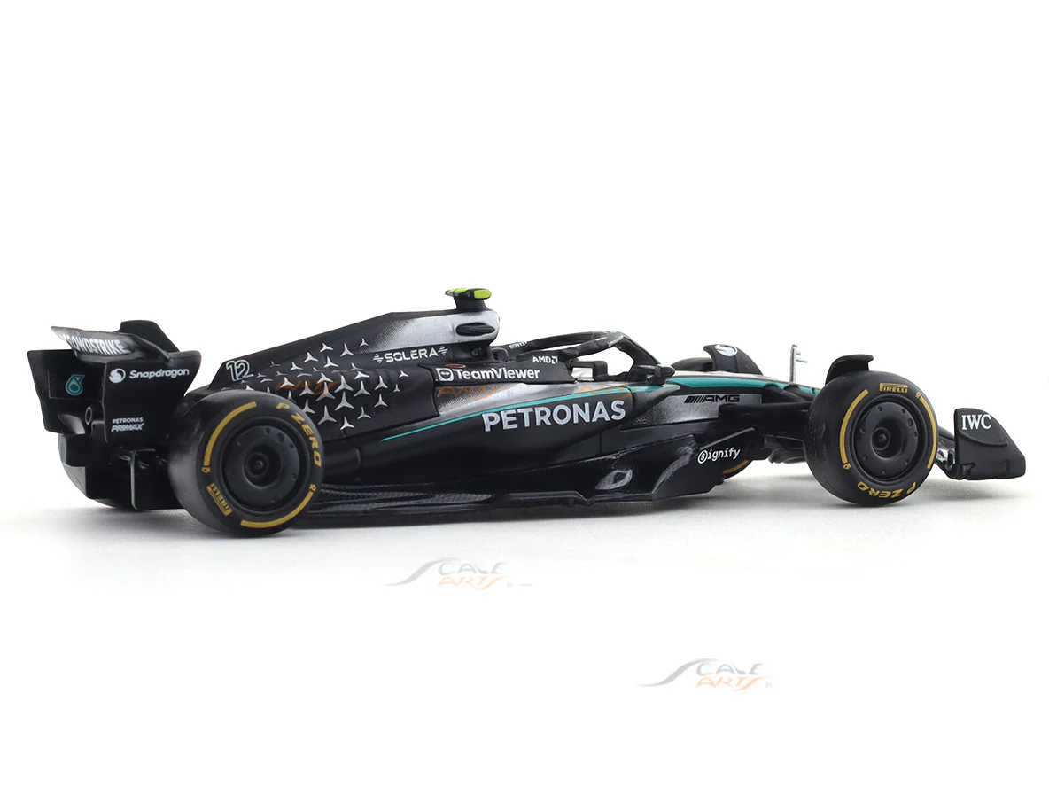 2025 Mercedes-AMG Petronas W16 Kimi Antonelli Australia GP 1:43 Bburago licensed Formula 1 diecast scale model - Image 6