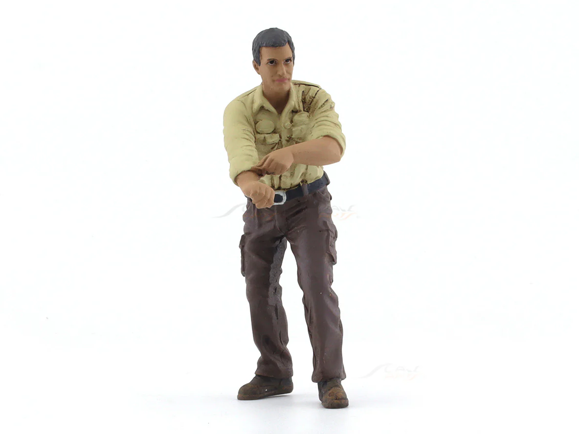 4x4 Mechanic 3 1:18 American Diorama Figure for scale models - Image 2