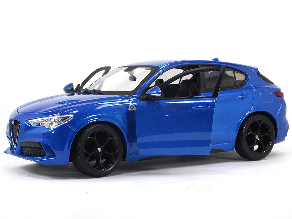 Alfa Romeo Stelvio blue 1:24 Bburago diecast scale model car - Image 7