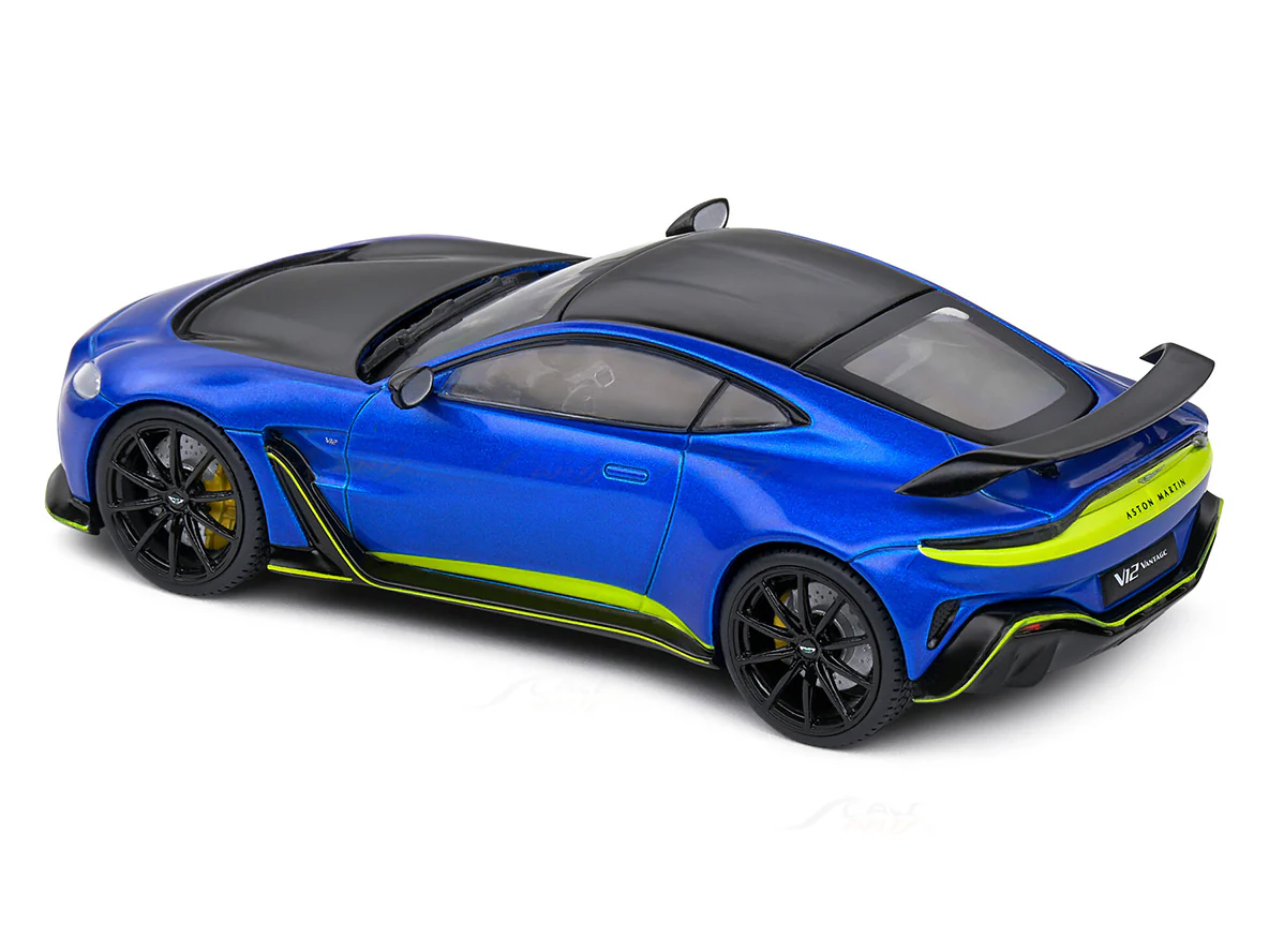 Aston Martin Vantage V12 Blue 1:43 Solido licensed diecast Scale Model collectible - Image 8