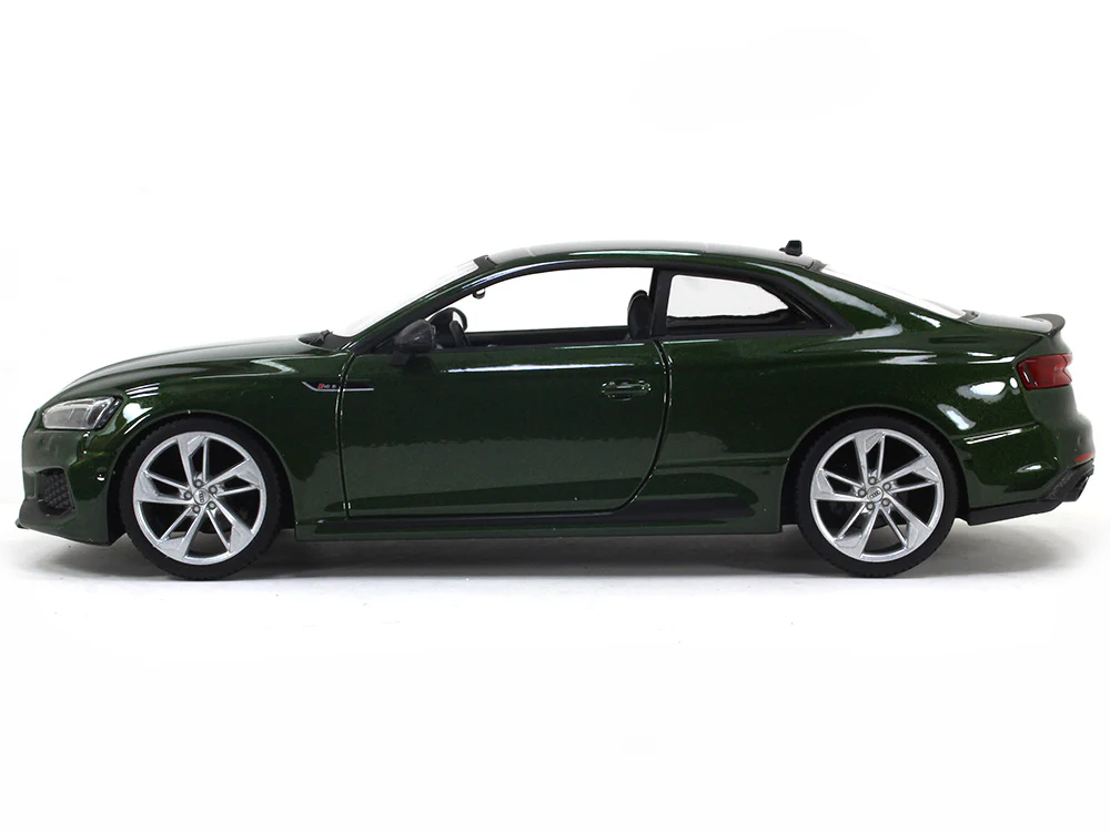 Audi RS 5 Coupe Green 1:24 Bburago diecast scale model car - Image 2