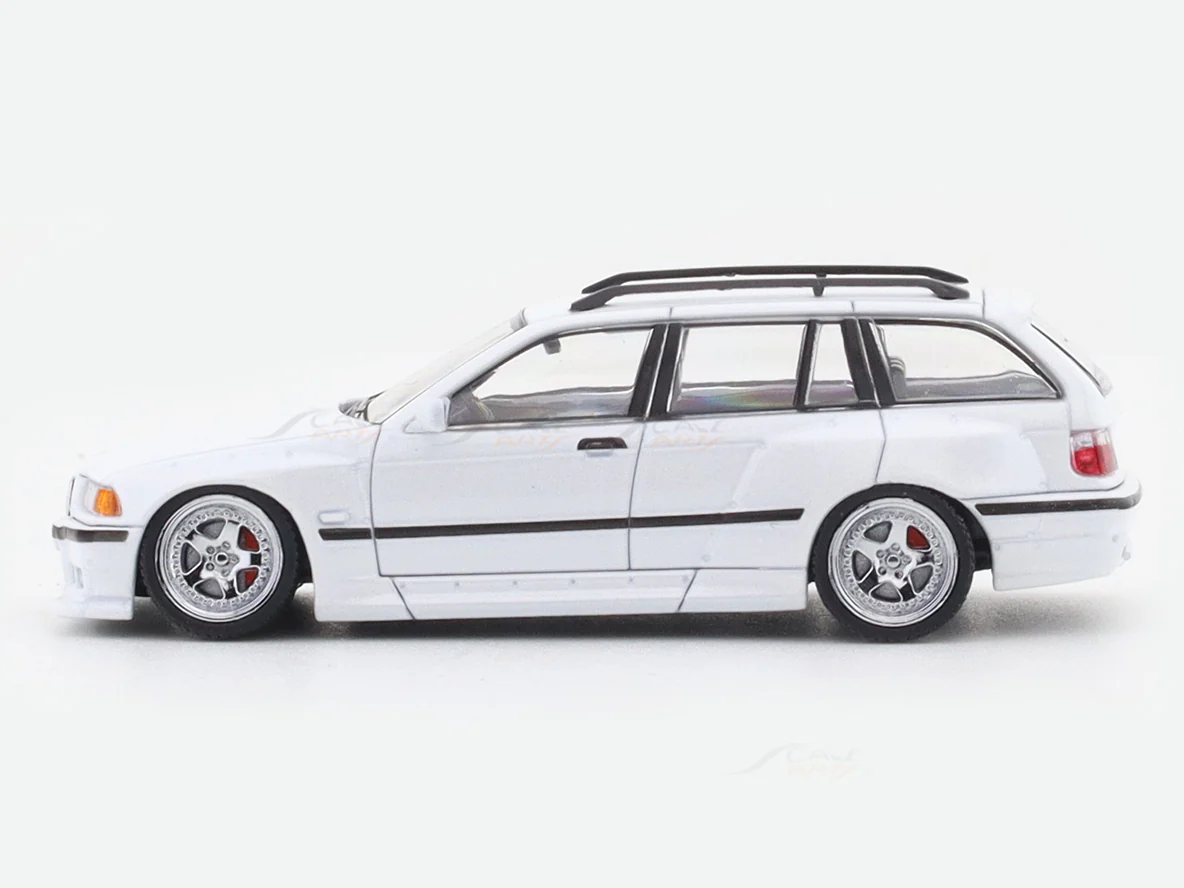 Broken Acrylic : BMW M3 E36 white 1:64 Mortal diecast scale model miniature car collectible - Image 2