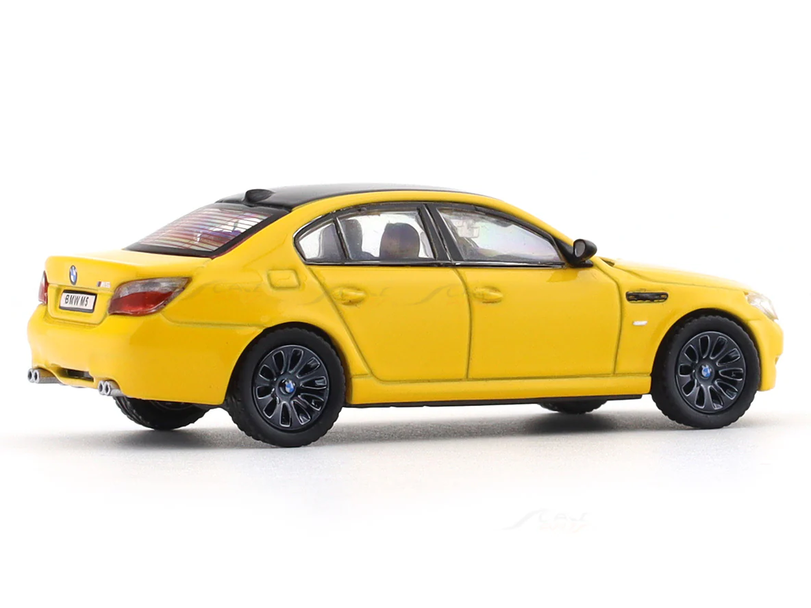 BMW M5 E60 Yellow 1:64 Shadow diecast scale model car miniature collectible - Image 4