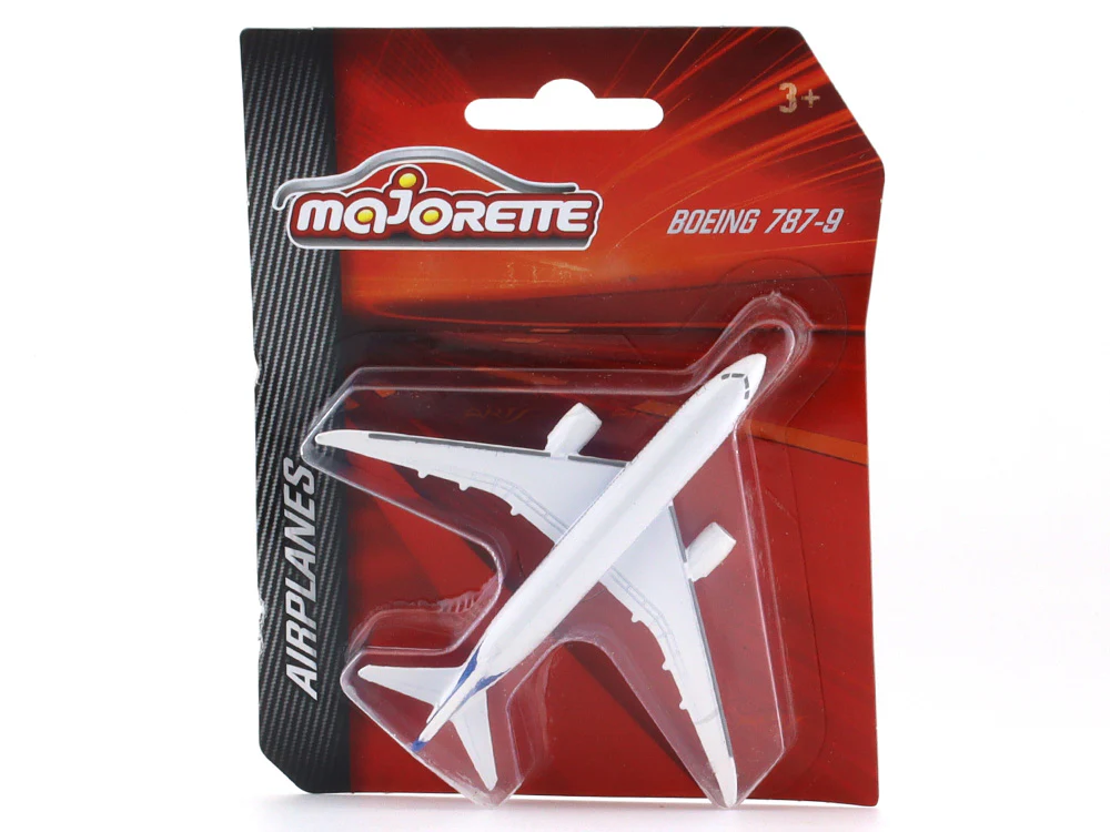 Boeing 787-9 Dreamliner Majorette scale model airplane