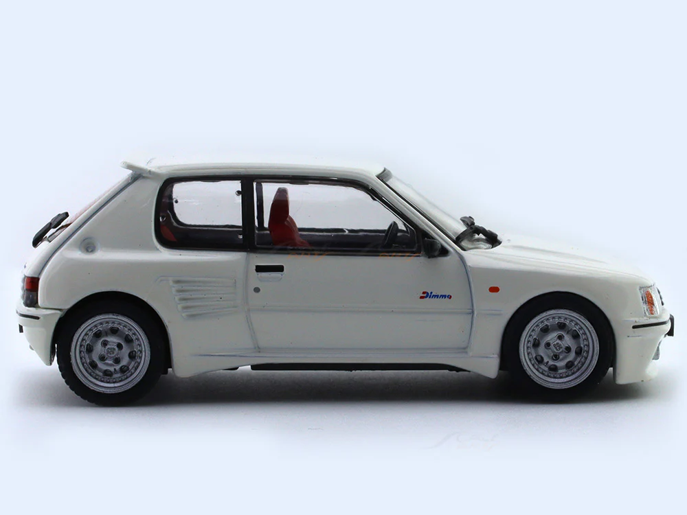 1991 Peugeot 205 GTI Dimma Bodykit white 1:43 Solido diecast scale model car - Image 5