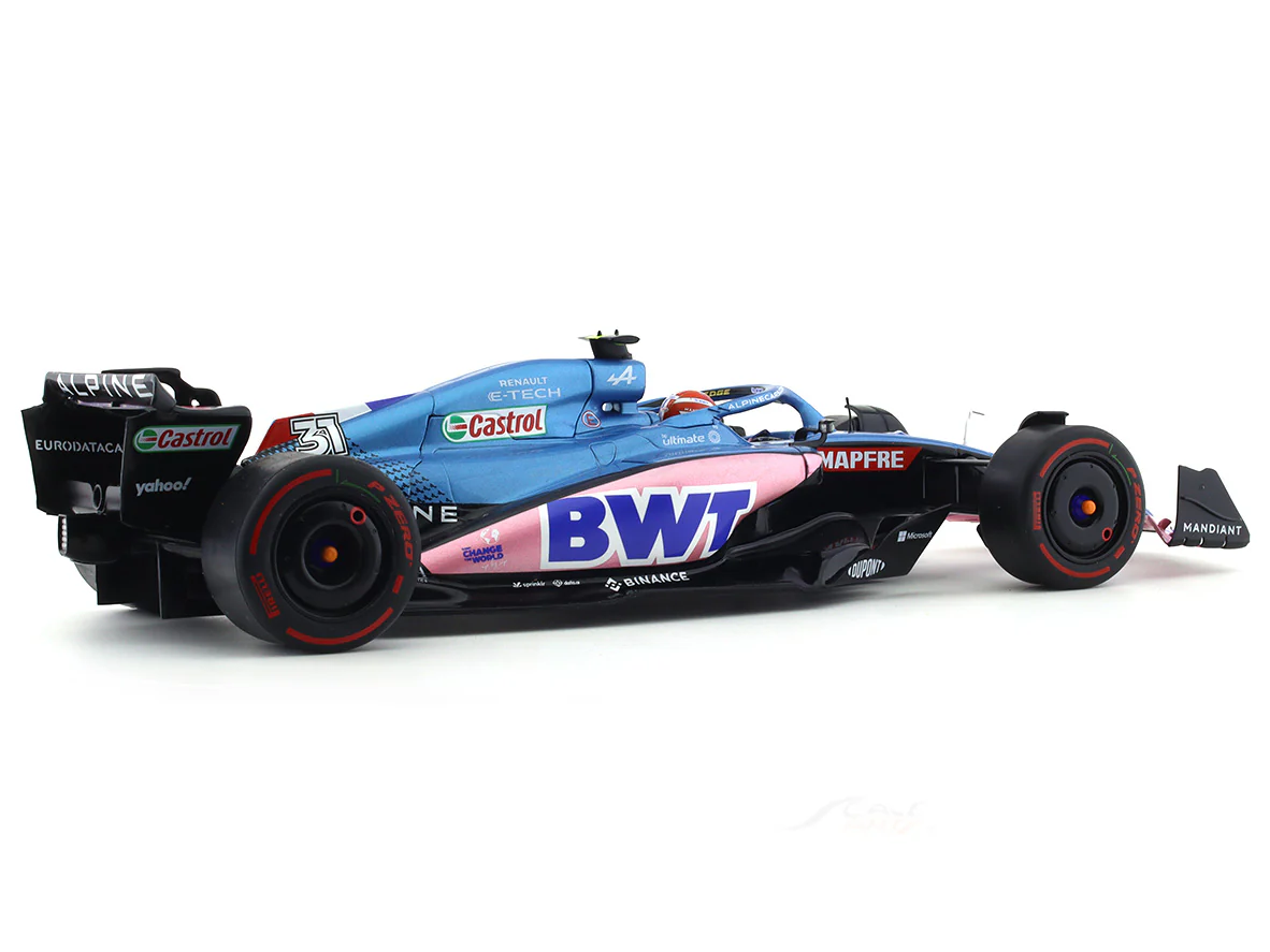 Broken packaging : 2022 Alpine A522 #31 Esteban Ocon 1:18 Solido diecast Scale Model collectible - Image 4