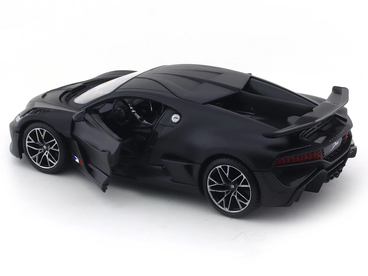 Bugatti Divo Black 1:24 Maisto diecast alloy scale model car - Image 11