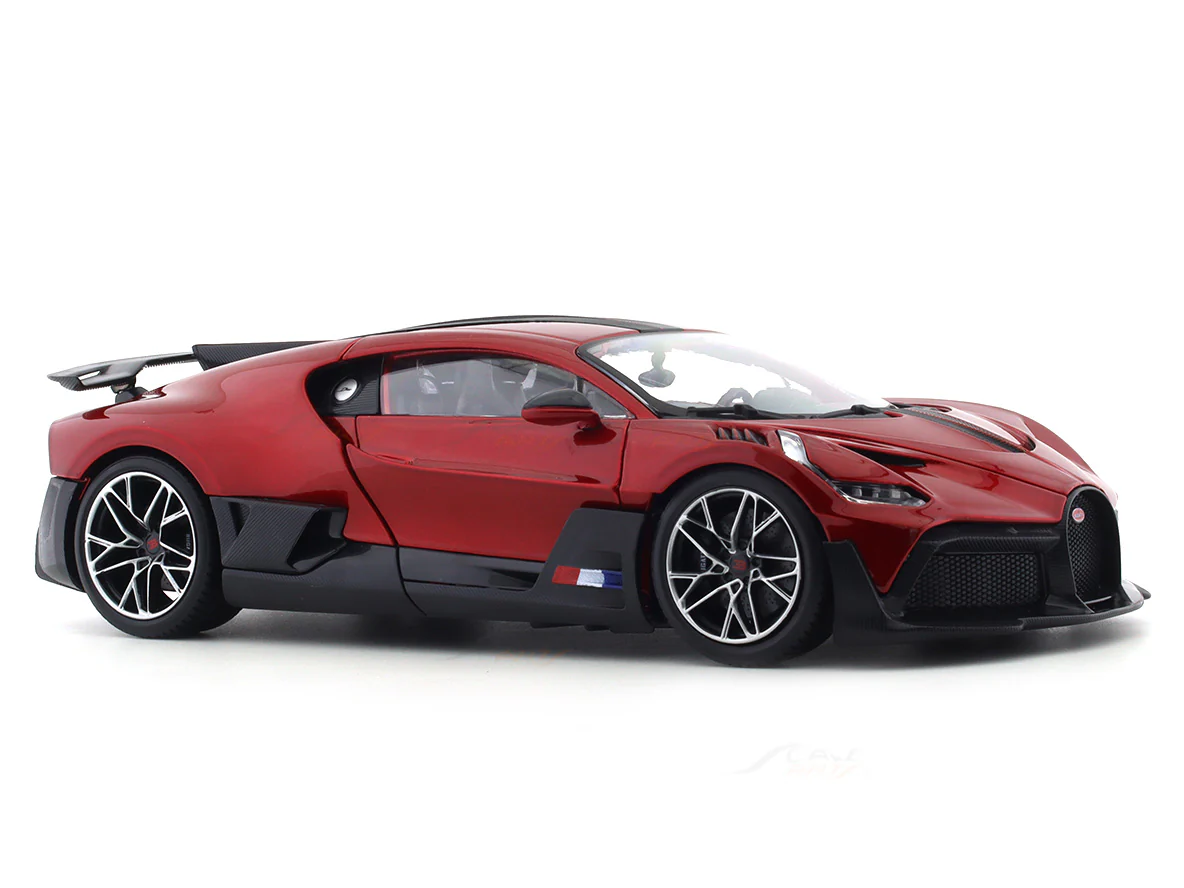 Bugatti Divo Red 1:18 Bburago licensed diecast Scale Model car collectible - Image 6