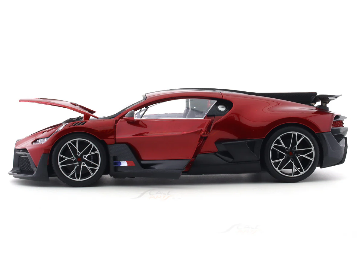 Bugatti Divo Red 1:18 Bburago licensed diecast Scale Model car collectible - Image 8