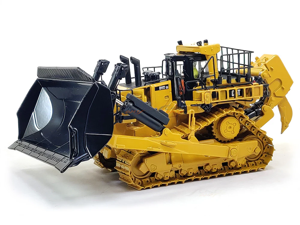 CAT D11T CD Carrydozer 1:50 Diecast Master scale model - Image 12