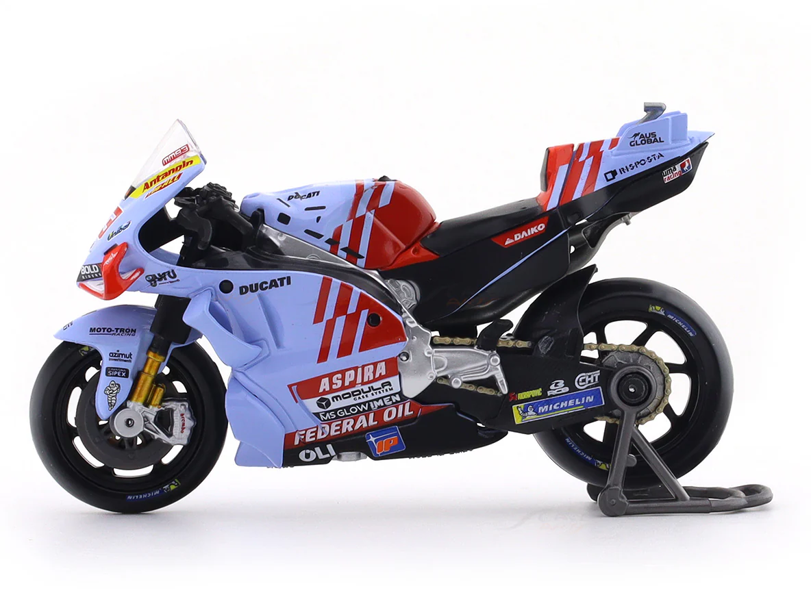 2024 Ducati Desmosedici GP23 Marc Marquez 1:18 Maisto licensed Moto GP diecast scale model bike - Image 3