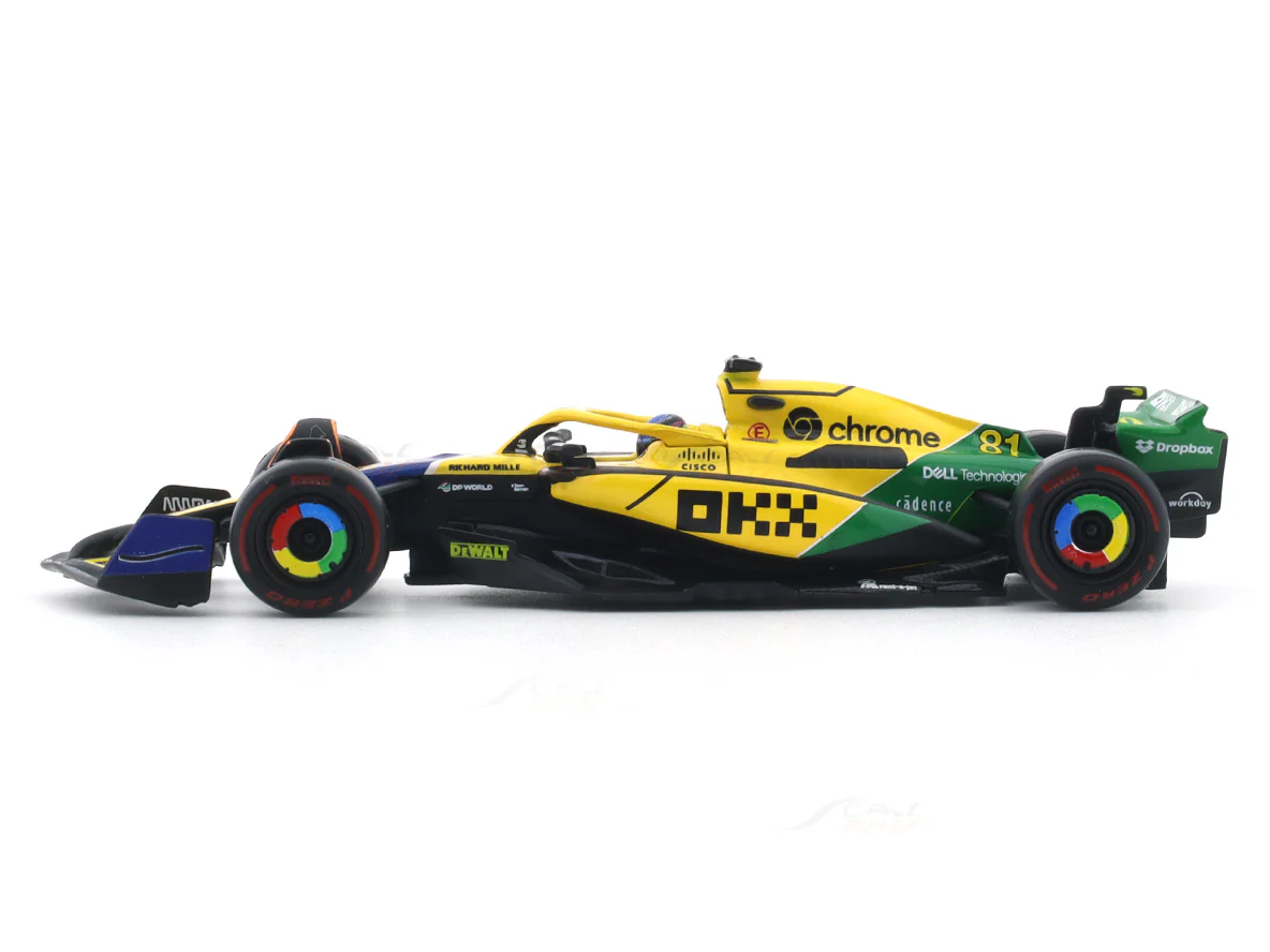2024 McLaren MCL38 No.81 Oscar Piastri Senna Tribute 1:43 Bburago Formula 1 diecast scale model car - Image 3