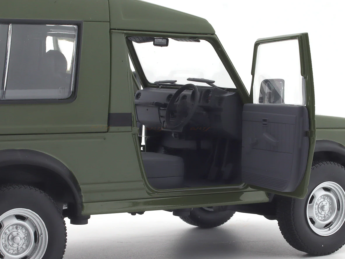 Defected : Suzuki SJ410 Hard Top Green 1:18 Vahanam diecast Scale Model car collectible - Image 12