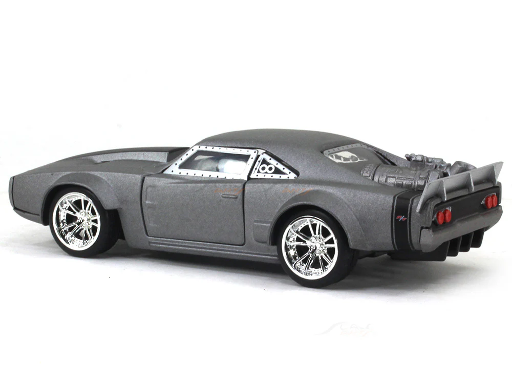 Dom's Dodge Ice Charger Fast & Furious 1:32 Jada diecast Scale Model Car - Image 3