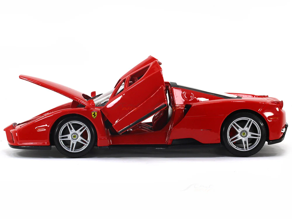 Enzo Ferrari 1:24 Bburago diecast Scale Model car - Image 8