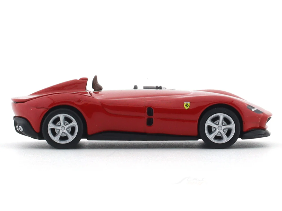 Ferrari Monza SP1 red 1:64 Maisto licensed diecast scale model car - Image 5