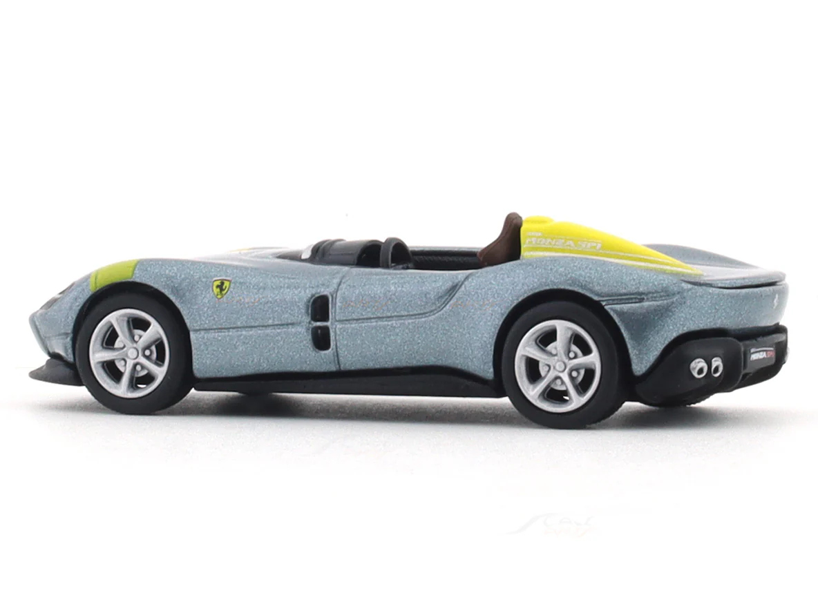 Ferrari Monza SP1 silver 1:64 Maisto licensed diecast scale model car - Image 3