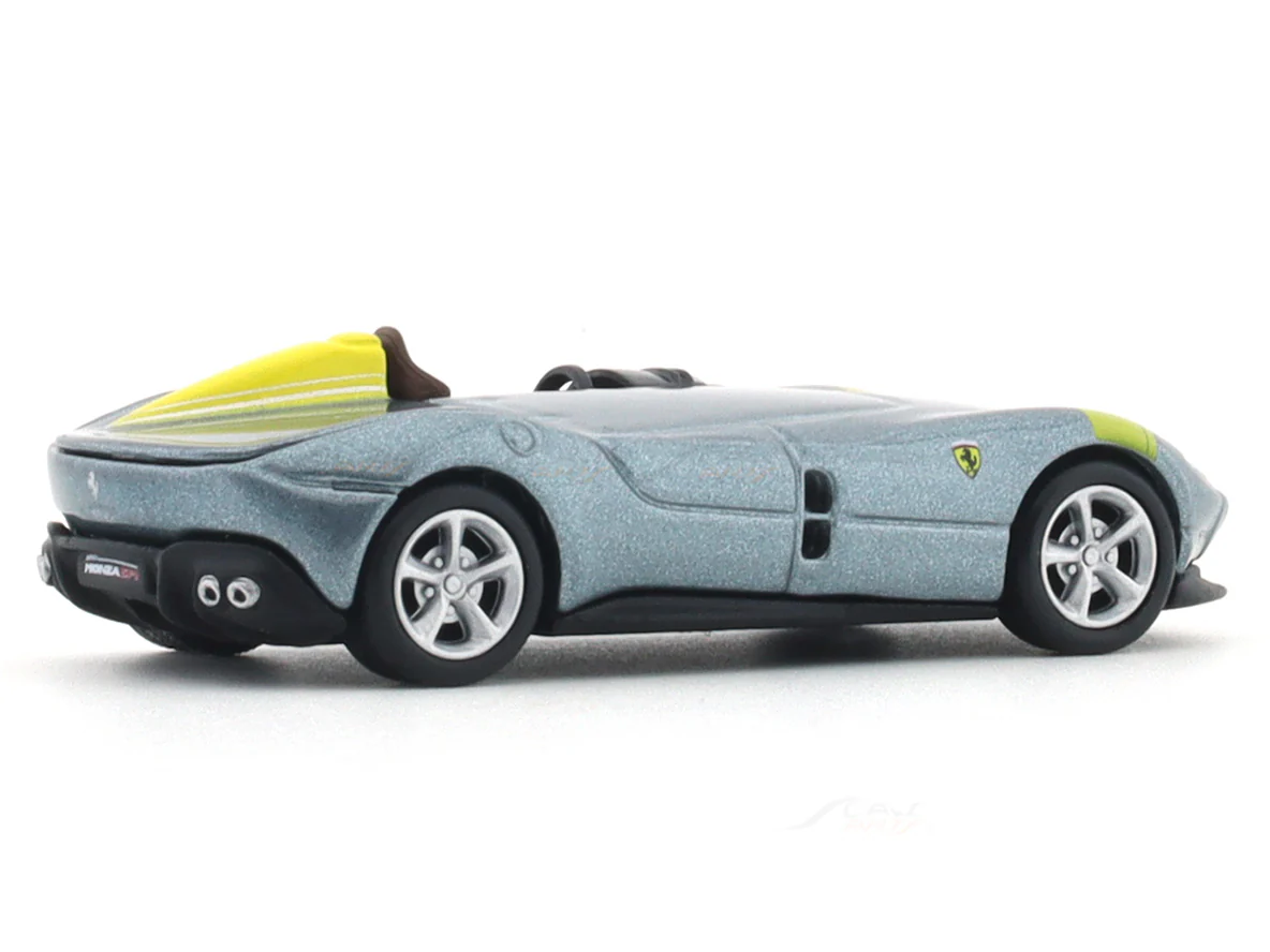 Ferrari Monza SP1 silver 1:64 Maisto licensed diecast scale model car - Image 4