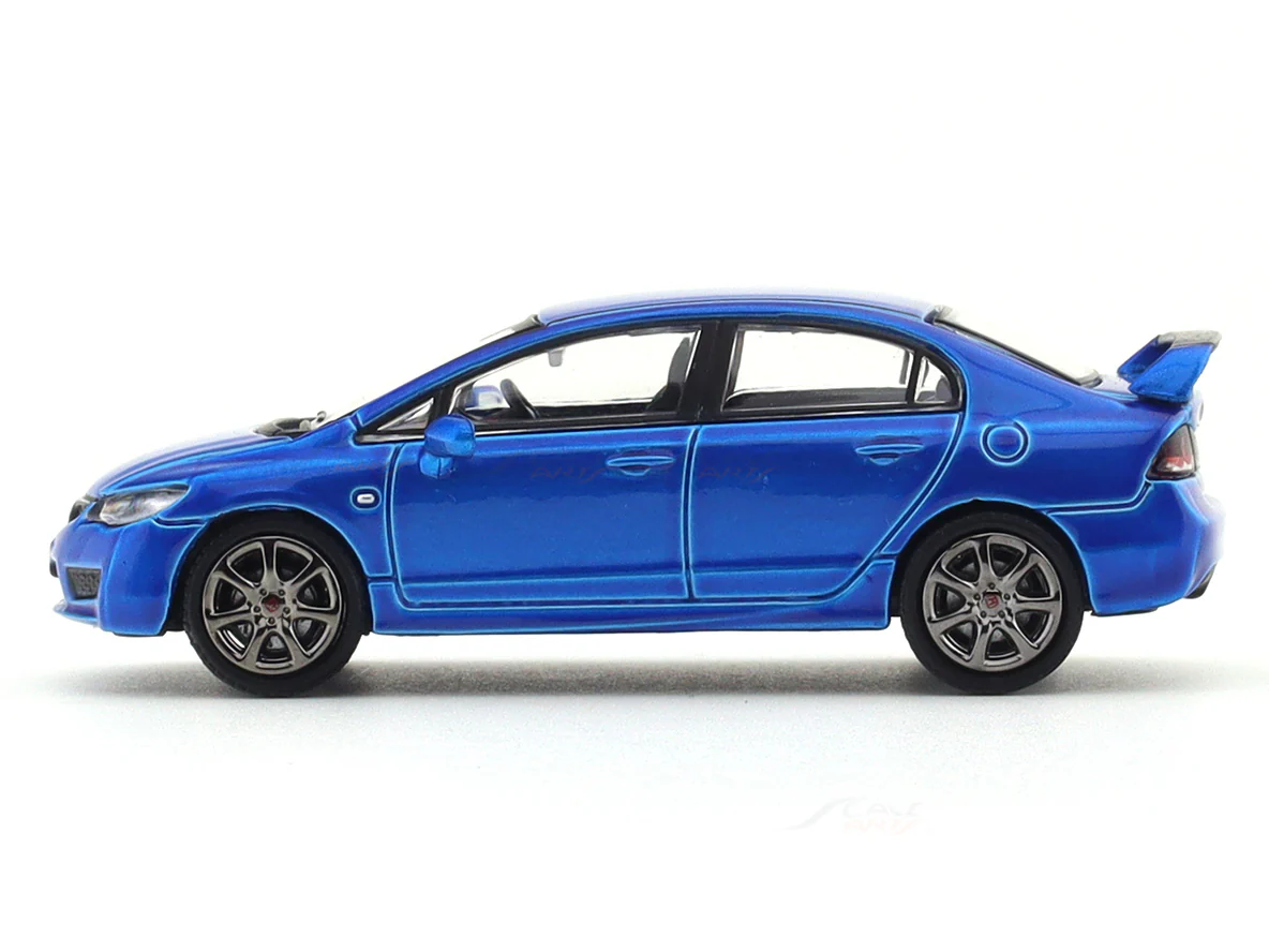 Honda Civic Type R FD2 Blue 1:64 DCT diecast scale model car miniature collectible - Image 2