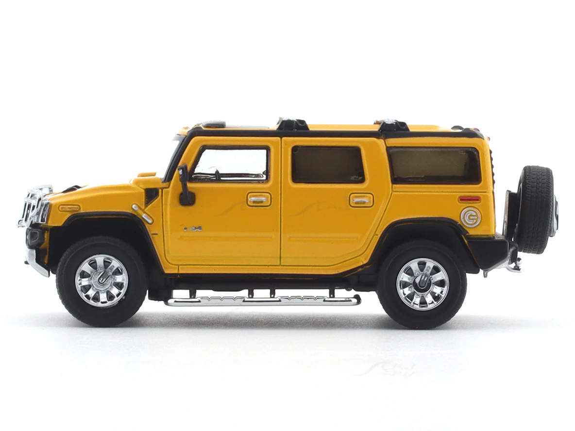 Hummer H2 Yellow 1:64 Lulu Model diecast scale model car - Image 2