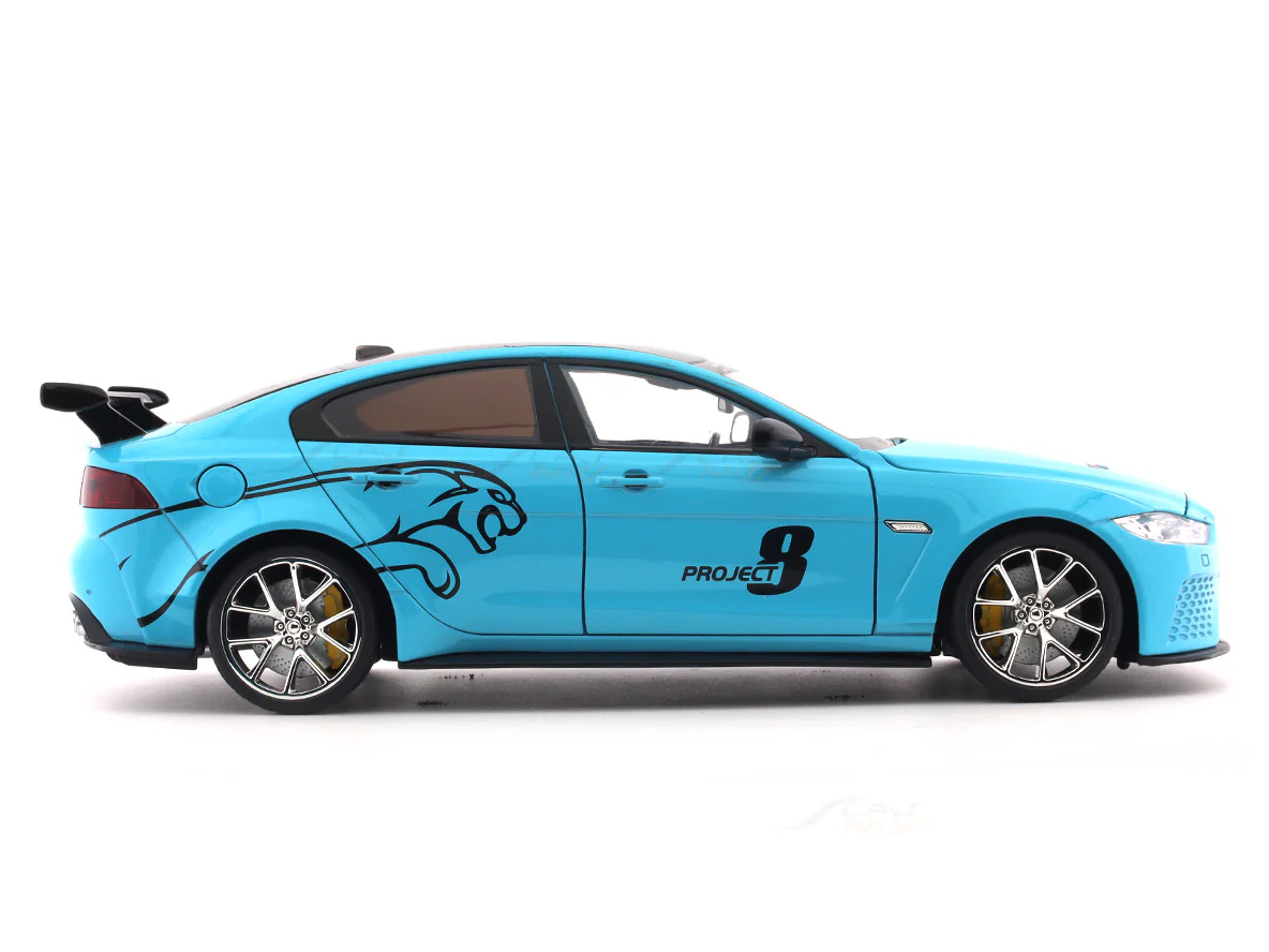 Jaguar XE SV Project 8 blue 1:18 QY Toys diecast scale model car - Image 5