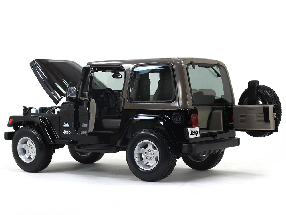 Jeep Wrangler Sahara black 1:18 Maisto diecast Scale Model car - Image 9