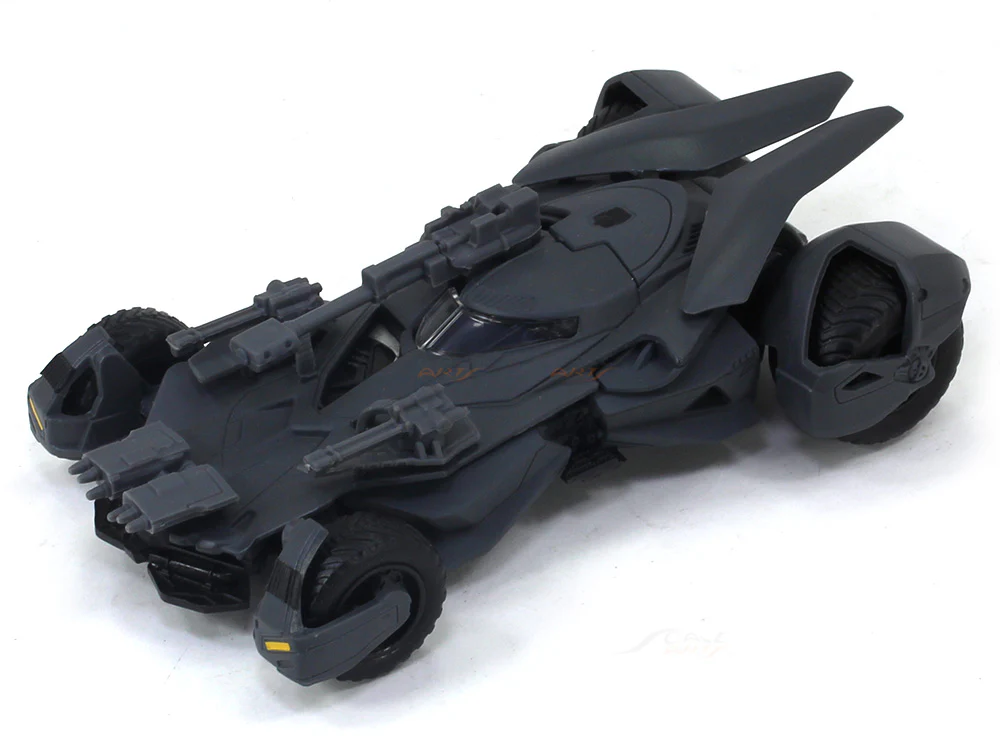Justice League Batmobil 1:32 Jada diecast Scale Model Car - Image 7