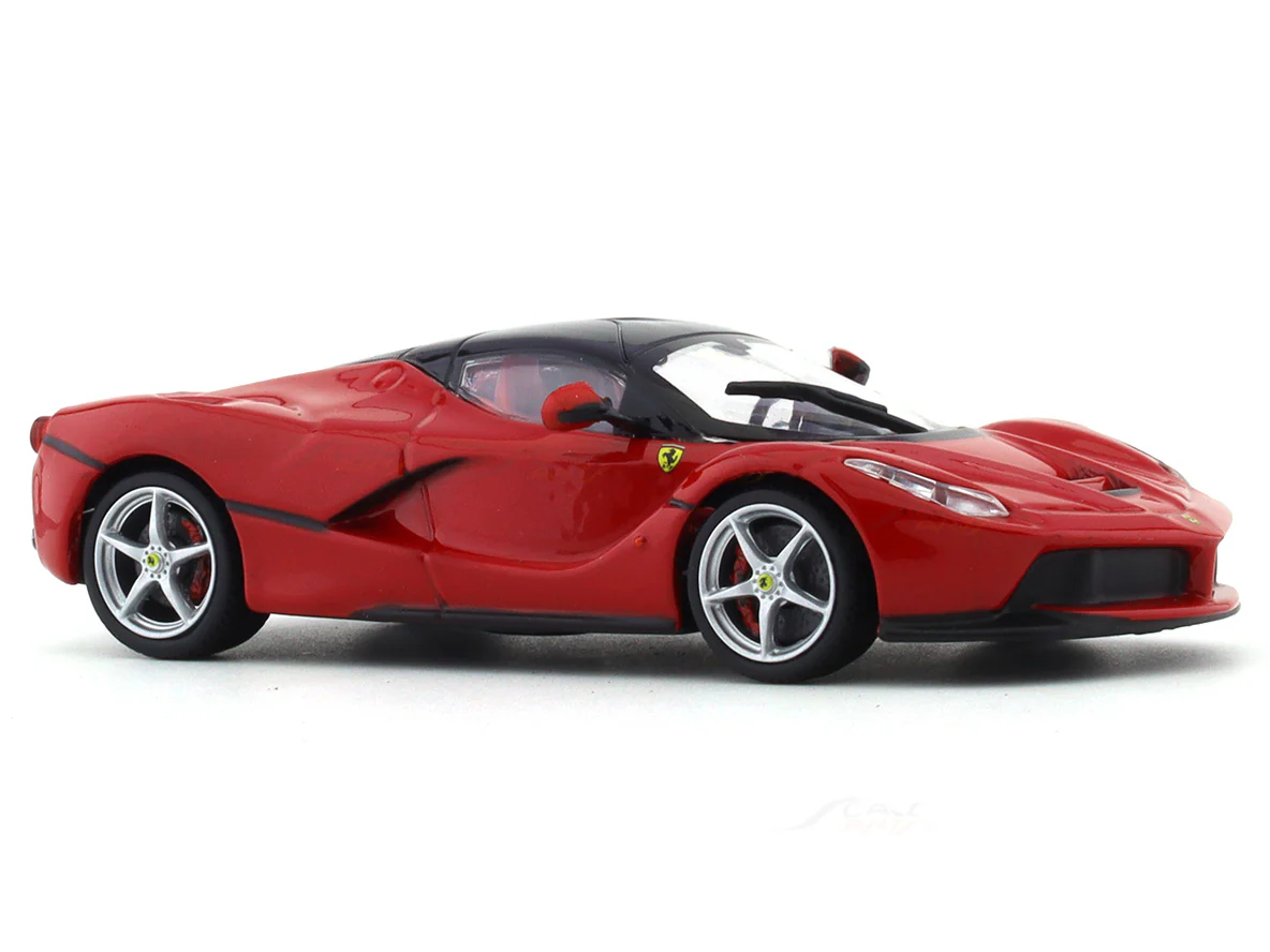 LaFerrari Red 1:43 Bburago Signature diecast scale model car - Image 6