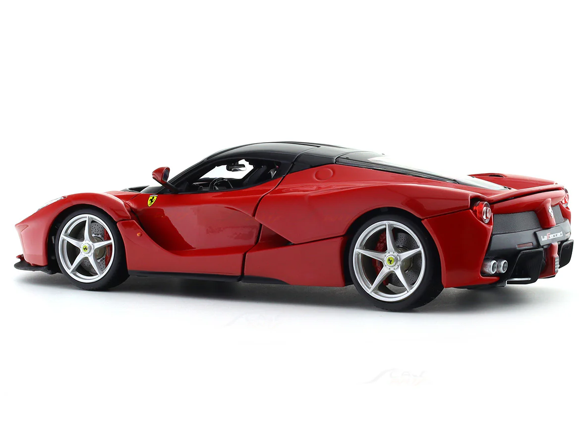 LaFerrari red Signature Series 1:18 Bburago licensed diecast Scale Model car - Image 3