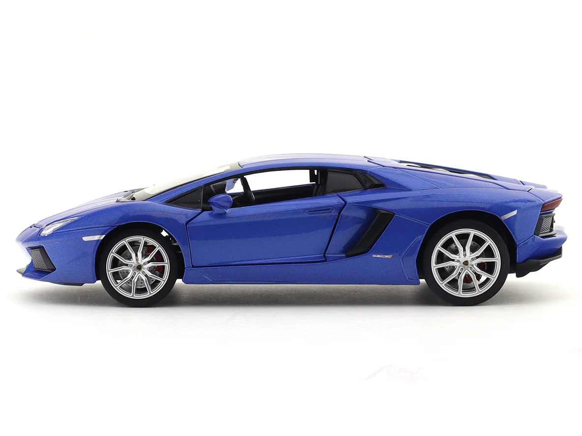 Lamborghini Aventador Coupe Blue 1:24 MSZ licensed diecast Scale Model car collectible - Image 2