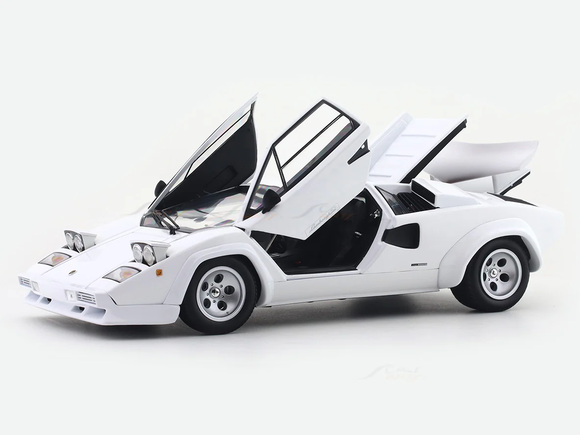 Lamborghini Countach LP400S White 1:18 Kyosho Premium Licensed Diecast Scale Model Car Collectible - Image 10