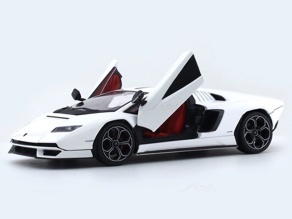 Lamborghini Countach LPI 800-4 White 1:24 Bburago licensed diecast Scale Model car - Image 7