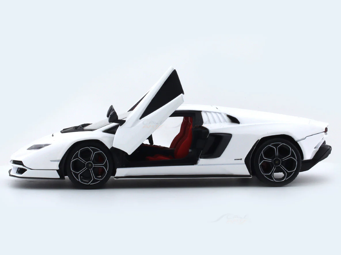 Lamborghini Countach LPI 800-4 White 1:24 Bburago licensed diecast Scale Model car - Image 8