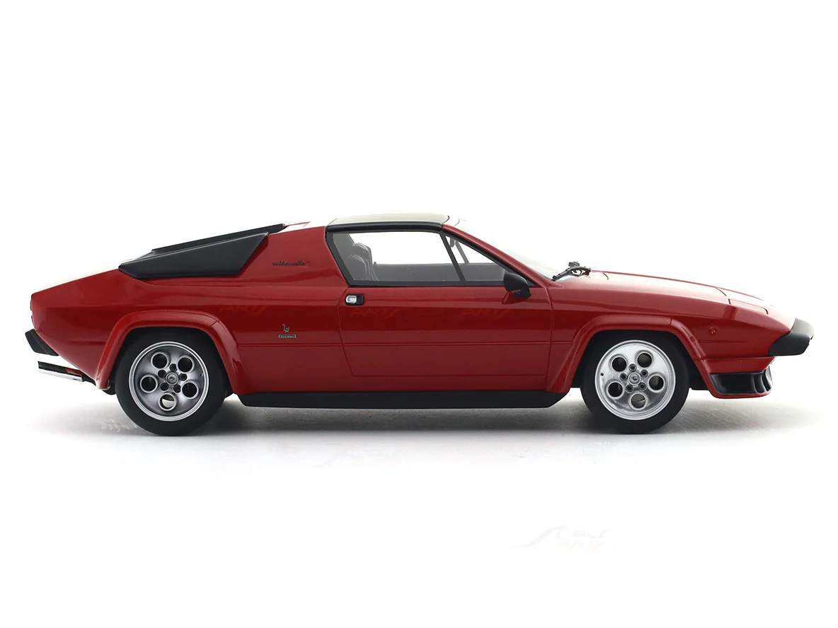 Lamborghini Silhouette Red 1:18 Kyosho Premium Licensed Resin Scale Model Car Collectible - Image 5