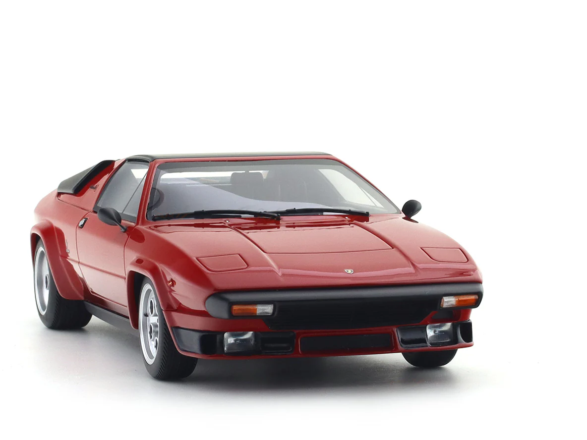 Lamborghini Silhouette Red 1:18 Kyosho Premium Licensed Resin Scale Model Car Collectible - Image 7