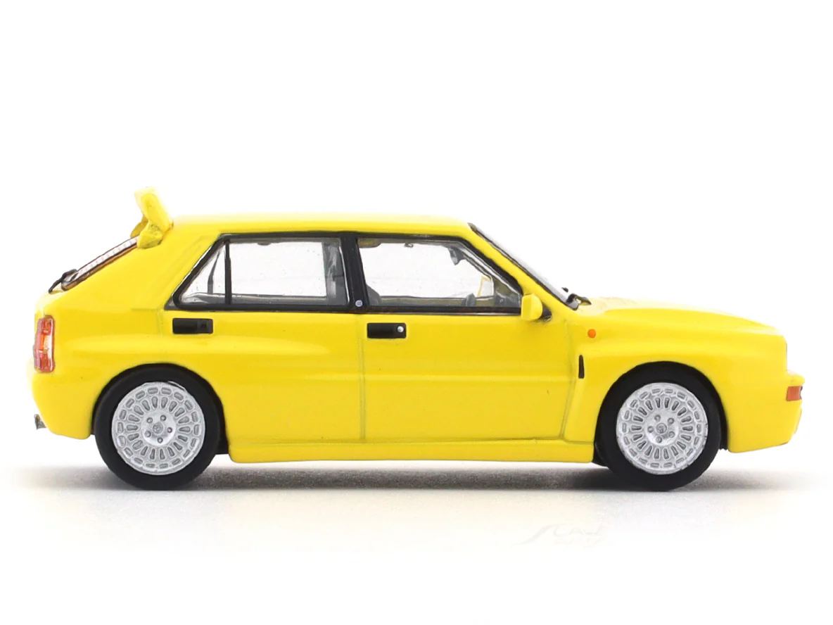 Lancia Delta HF Integrale Giallo Ginestra 1:64 Tarmac works diecast scale model car - Image 5