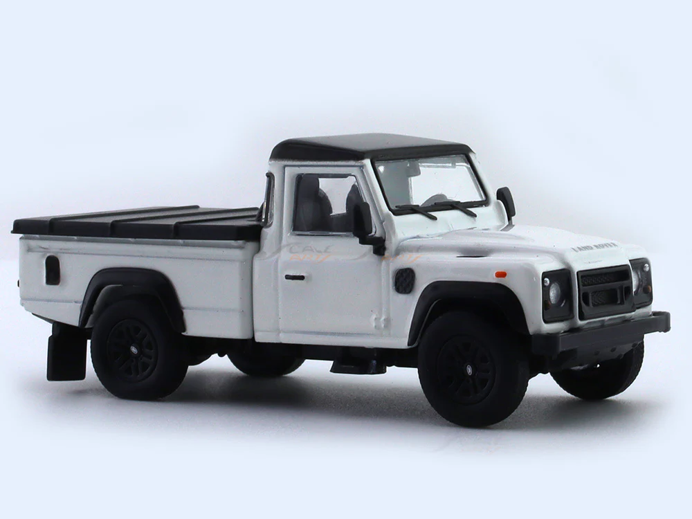 Land Rover 110 Pickup white 1:64 Master diecast scale model collectible - Image 6
