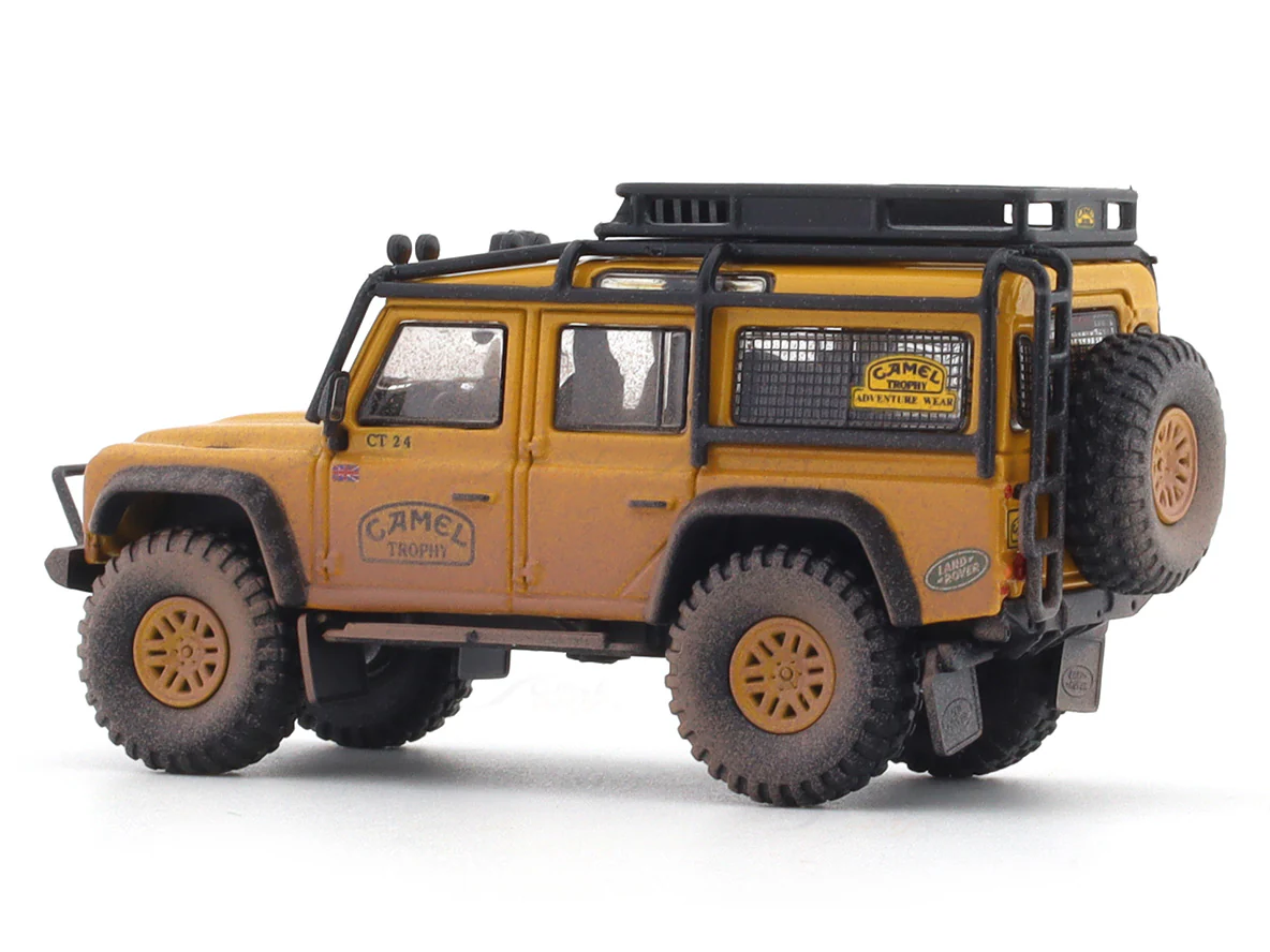 Land Rover Defender 110 Camel B Mud 1:64 Master diecast scale model car miniature - Image 4