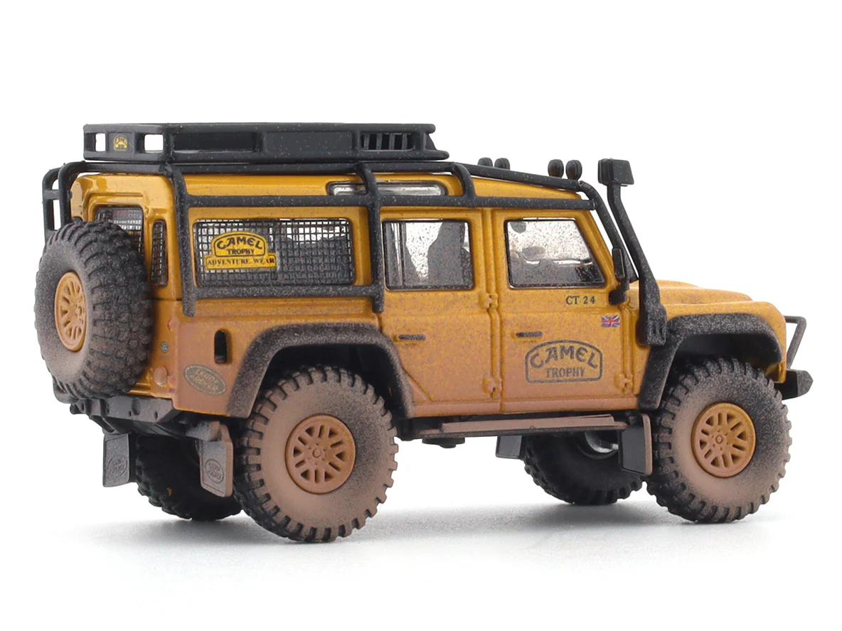 Land Rover Defender 110 Camel B Mud 1:64 Master diecast scale model car miniature - Image 5