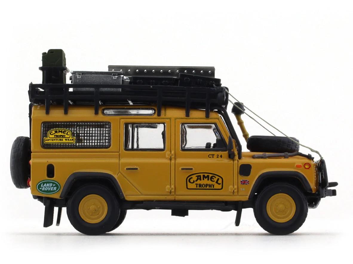 Land Rover Defender 110 Camel Trophy 1:64 Master diecast scale model collectible - Image 5