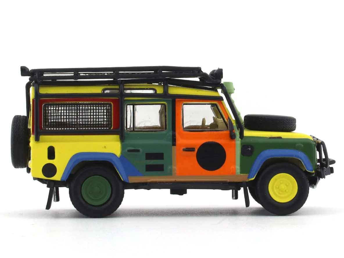 Land Rover Defender 110 Camping 1:64 Master diecast scale model car miniature - Image 6