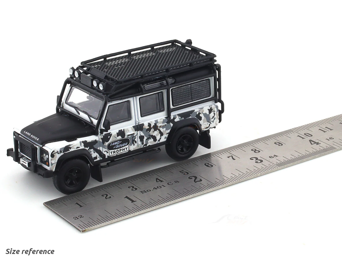 Land Rover Defender 110 white camouflage 1:64 Master diecast scale model car miniature - Image 10