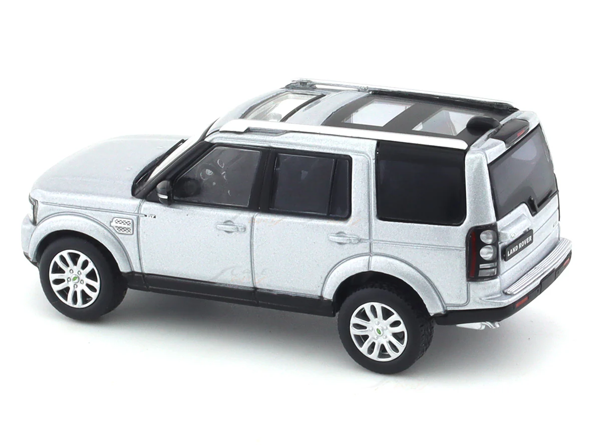 Broken Acrylic Case : Land Rover Discovery 4 silver 1:64 GCD diecast scale model car miniature - Image 8