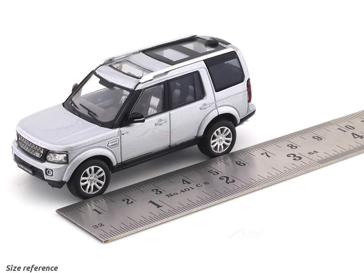 Broken Acrylic Case : Land Rover Discovery 4 silver 1:64 GCD diecast scale model car miniature - Image 9