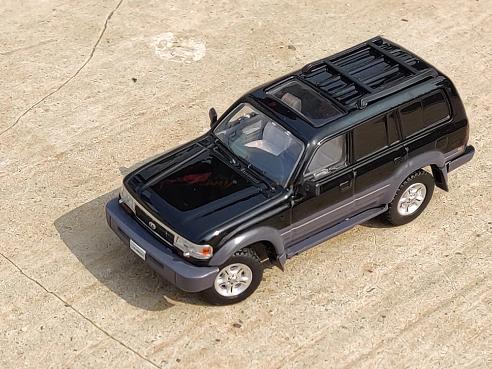 Lexus LX450 black 1:64 GCD diecast scale miniature car - Image 9