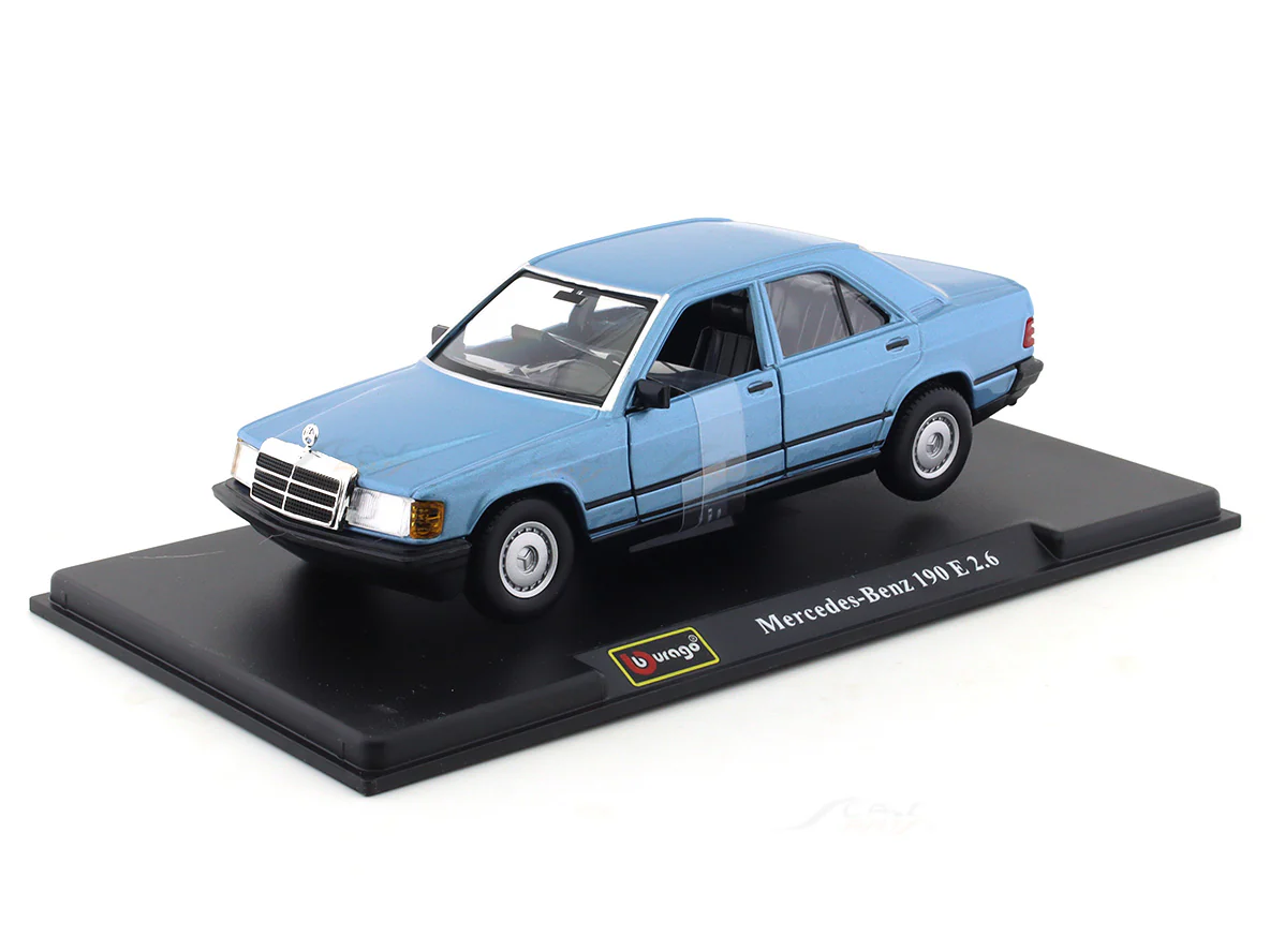 Mercedes-Benz 190E 2.6 blue 1:24 Bburago licensed diecast Scale Model car - Image 18